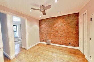 Building Photo - 9 W 103rd St