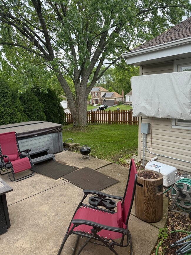 Foto del edificio - 725 Buffalo Cir