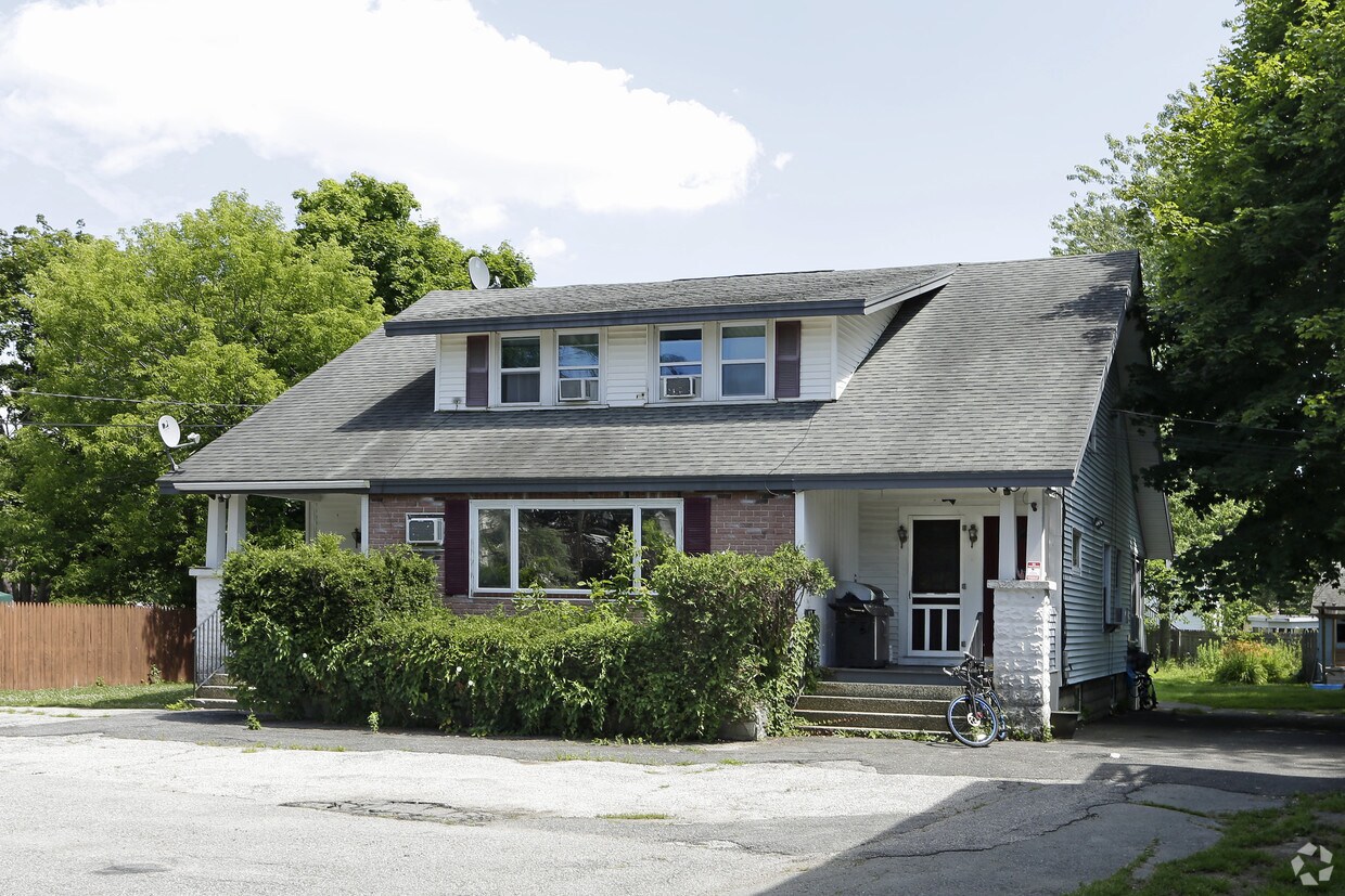 Foto principal - 538 Main St