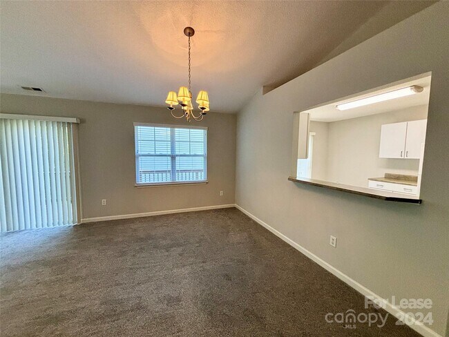 Foto del edificio - 159 Clear Creekside Dr