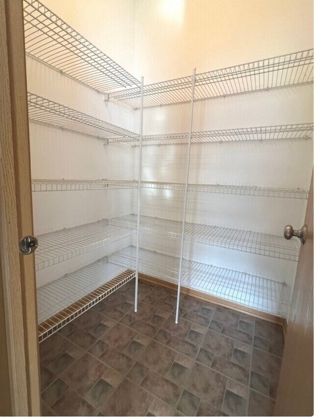 Foto del edificio - 2251 Beresford Dr