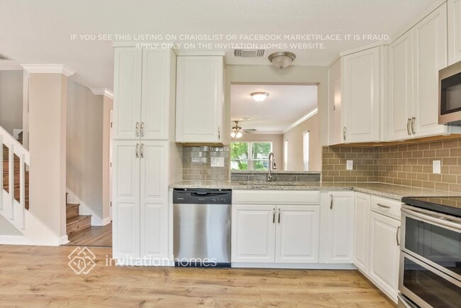 Building Photo - 1157 Chambord Ct