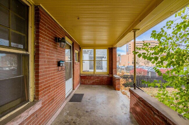 Foto del edificio - Cute Denver bungalow for rent