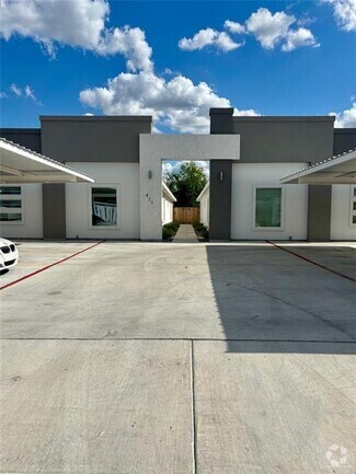 Building Photo - 417 E Acacia Ave