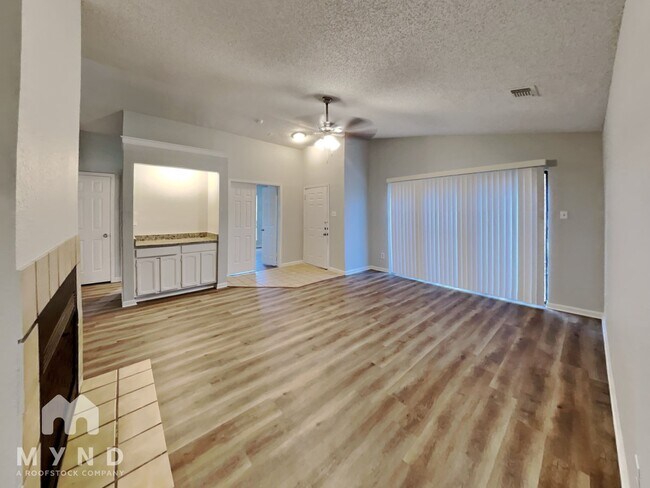 Foto del edificio - 156 High Pointe Ln