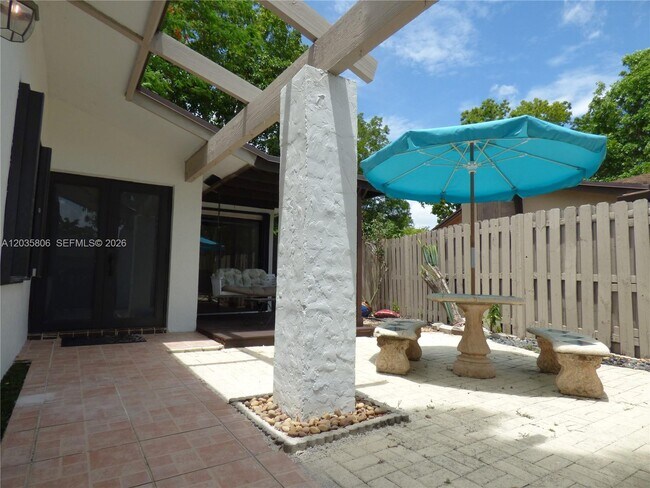 Foto del edificio - 10857 SW 132nd Cir Ct