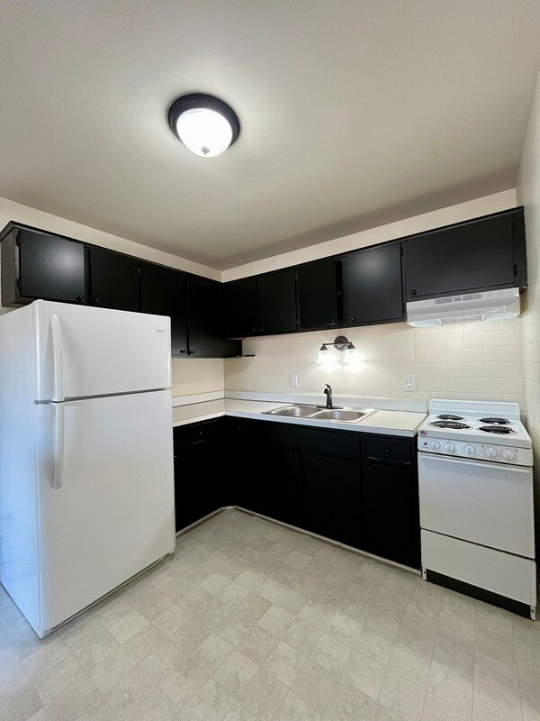 Foto del edificio - 560 Harrison Blvd