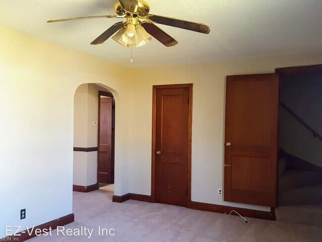 Building Photo - 4 br, 1 bath House - 3607 Thompson Street