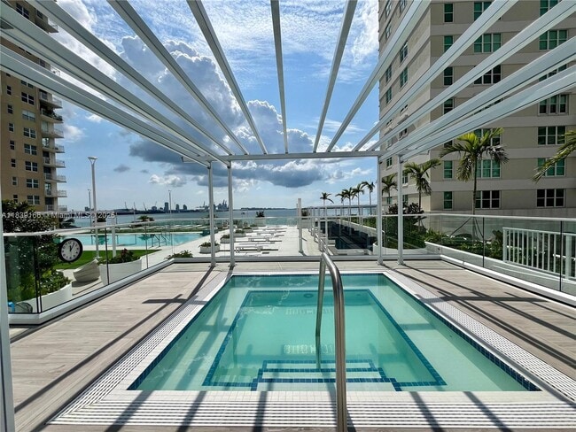 Building Photo - 770 Claughton Island Dr