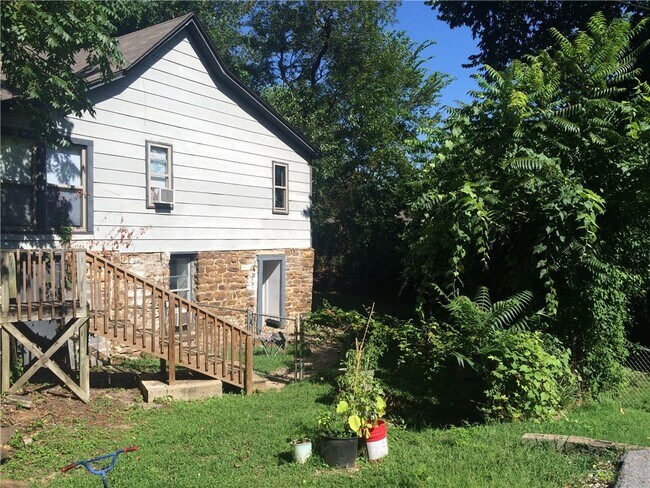 Foto del edificio - 620 N Leverett Ave