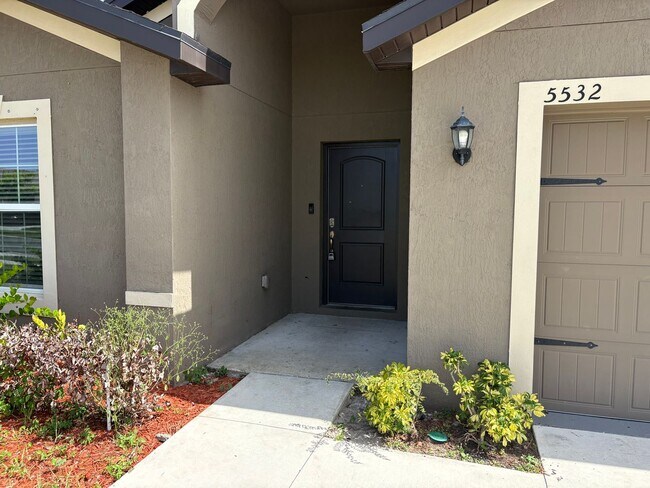 Building Photo - 4/2/2 Single Family Home in Celebration Pointe!
