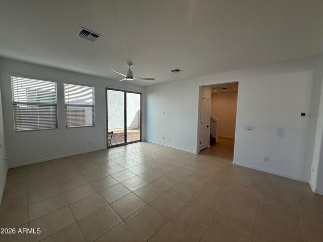 Foto del edificio - 14668 W Soft Wind Dr