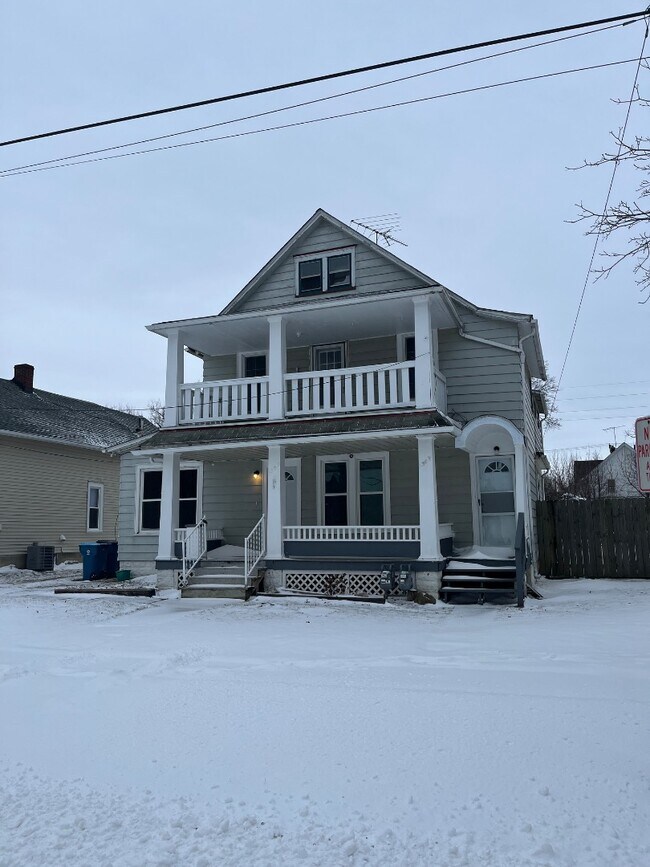 Foto del edificio - 1309 W 2nd St