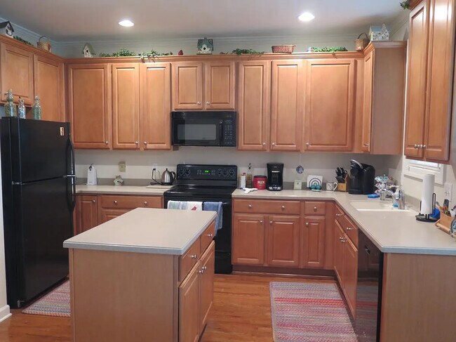 Foto del edificio - 3645 Edgemont Dr