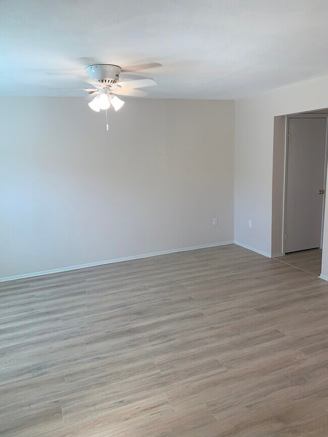 Sala de estar 1 - 618 reppert street