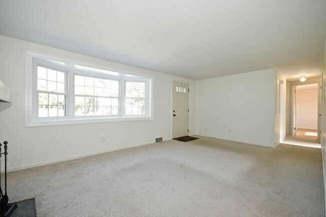 Foto del edificio - Charming 3-Bedroom/2-Bathroom Home in White Hall