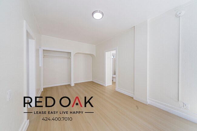 Building Photo - 2505 Malabar St