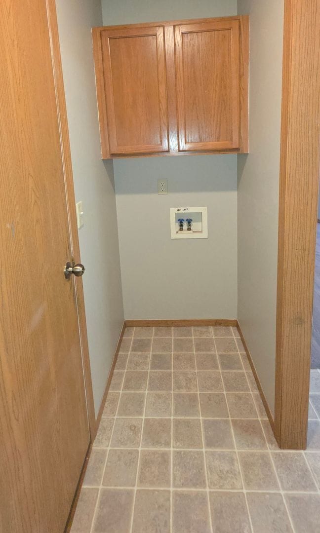Building Photo - 3 Bedroom 2 Bath in Strafford on a corner lot for $1395!
