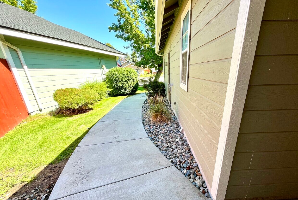 Foto principal - 1732 Lavender Ct