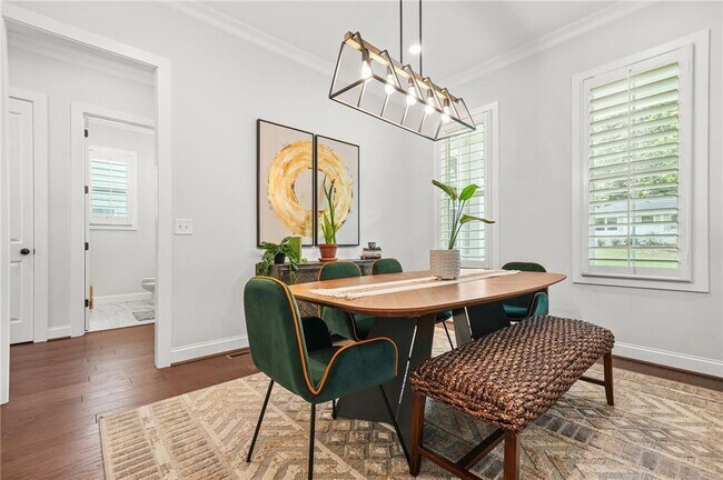 Foto del edificio - 2462 Reed St