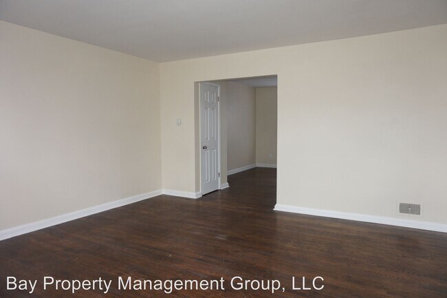 Building Photo - 4 br, 1.5 bath House - 1706 Stella Court