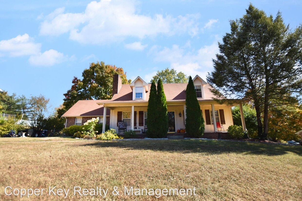 4 br, 2 bath House 2073 Roxbury Lane House Rental in Clarksville