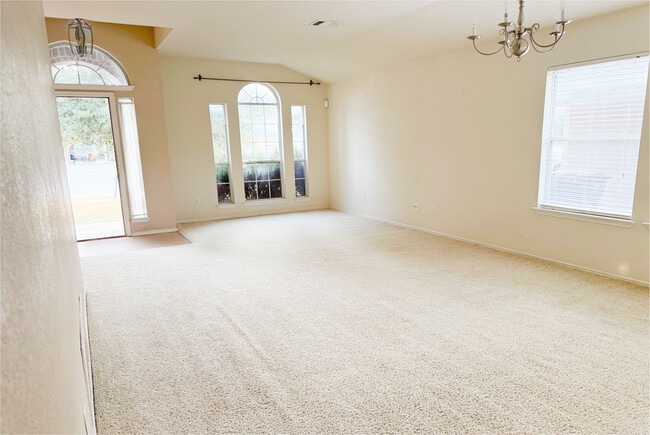 Foto del edificio - 4603 Causeway Ct