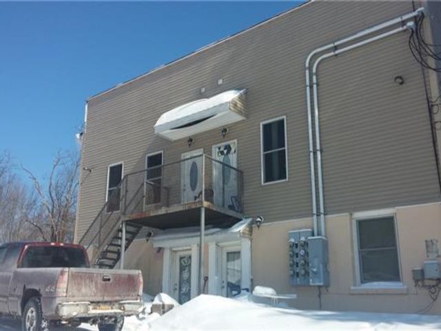 Primary Photo - 21 Stanton Corner Rd