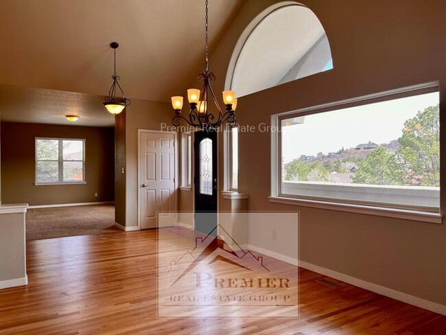 Building Photo - 240 Haversham Dr