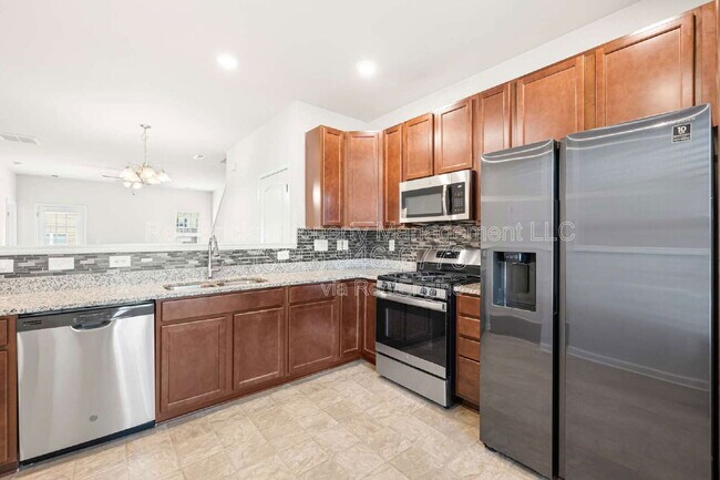 Foto del edificio - 7433 Sienna Heights Pl