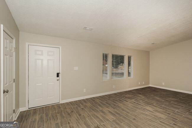 Foto del edificio - 1349 Willow Trail SW