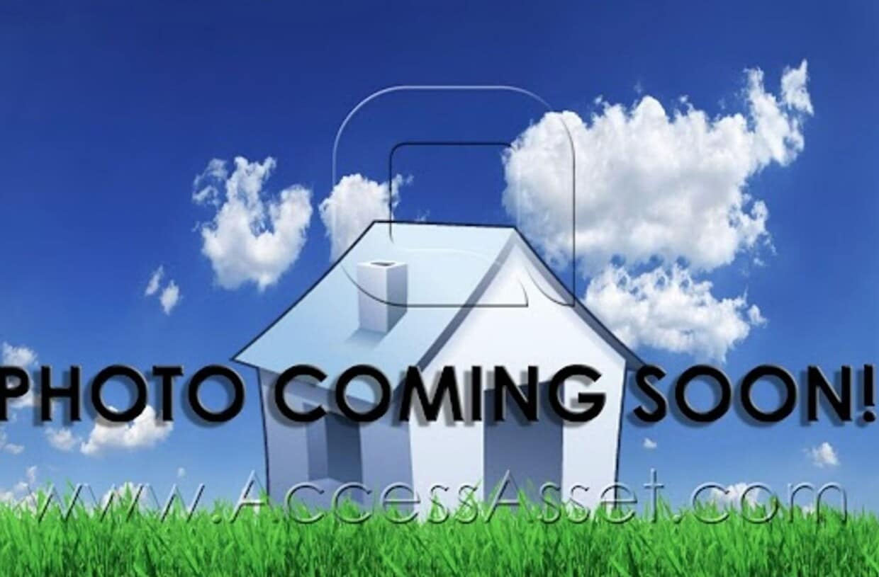 Building Photo - 16702 Orange Way