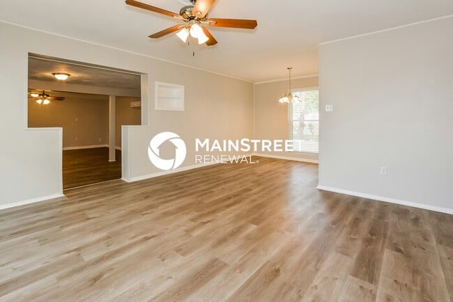 Foto del edificio - 3 Bedroom Pet-Friendly Home in Orlando, FL...