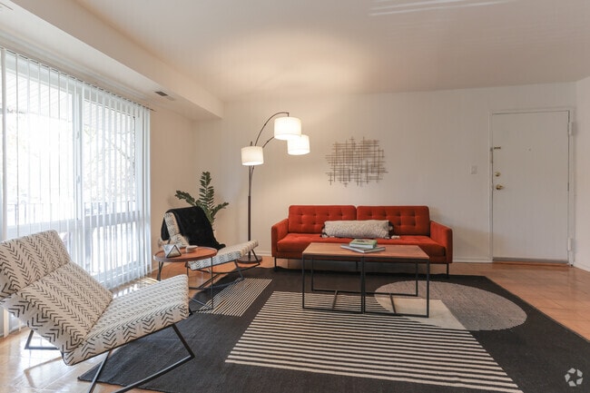 1BR, 1BA - 668 SF - Franklin Park At Greenbelt Station Apartments