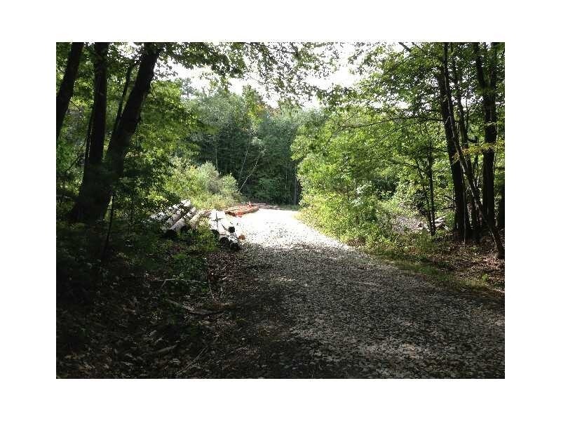 Foto principal - 137 Sayles Hill Rd