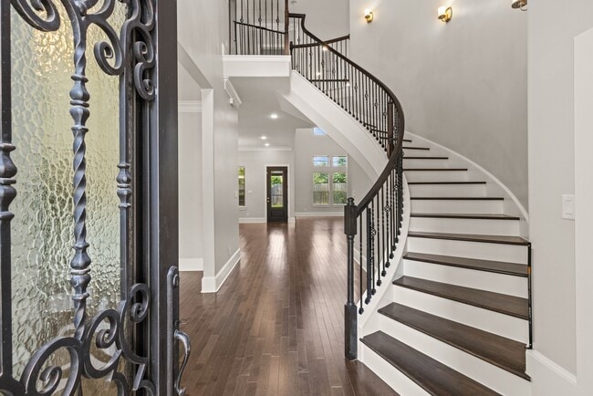 Foto del edificio - 8550 Ridgepoint Dr