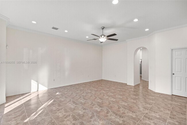 Foto del edificio - 2332 SE 16th Pl