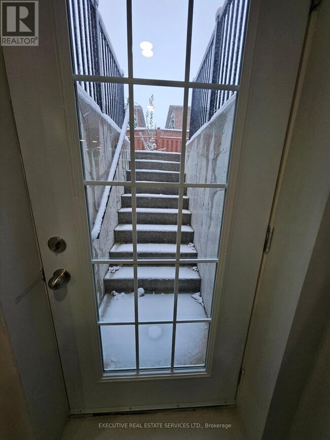 Photo du bâtiment - 3910 Skyview St