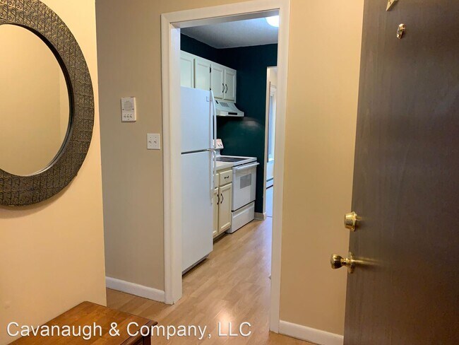 Building Photo - 1 br, 1 bath House - 212 Woodland Drive