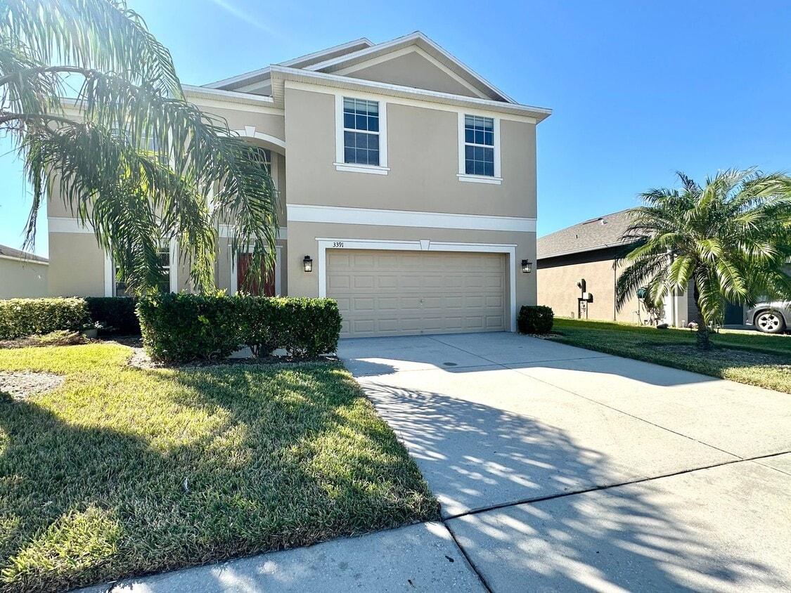 Upscale and modern 5bedroom/2.5bath home in Festival Community! - Upscale and modern 5bedroom/2.5bath home i...
