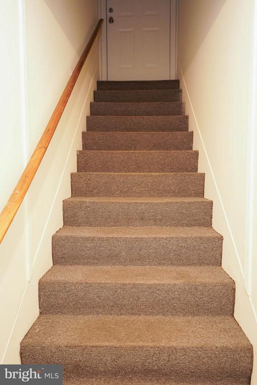 210 E Lillian St Unit C, Hebron, MD 21830 Room for Rent in Hebron, MD