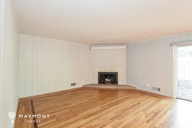 Foto del edificio - 335 Southwind Cir