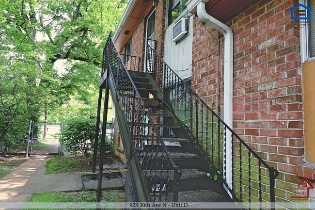 Foto del edificio - 928 30th Ave N