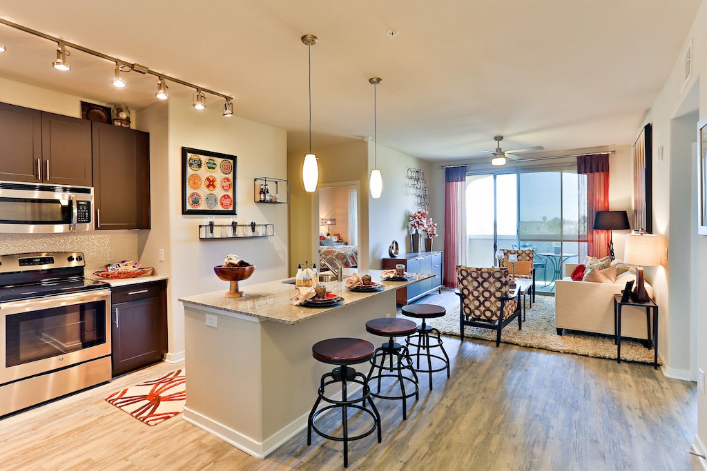 Luxe Scottsdale 8444 E Indian School Rd Scottsdale, AZ Apartments