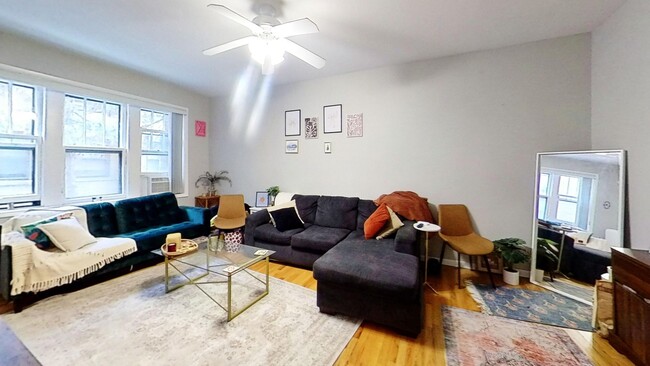 Foto del edificio - 1331-41 W. Addison