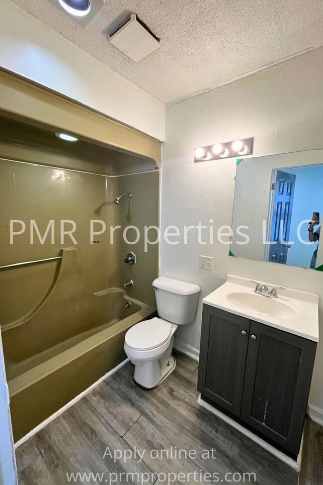 Foto del edificio - 3Bedrooms /2Bathrooms House