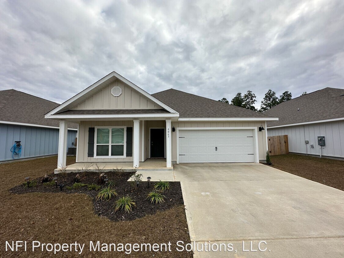 4 br, 2 bath House 4063 Blaney Lane House for Rent in Milton, FL