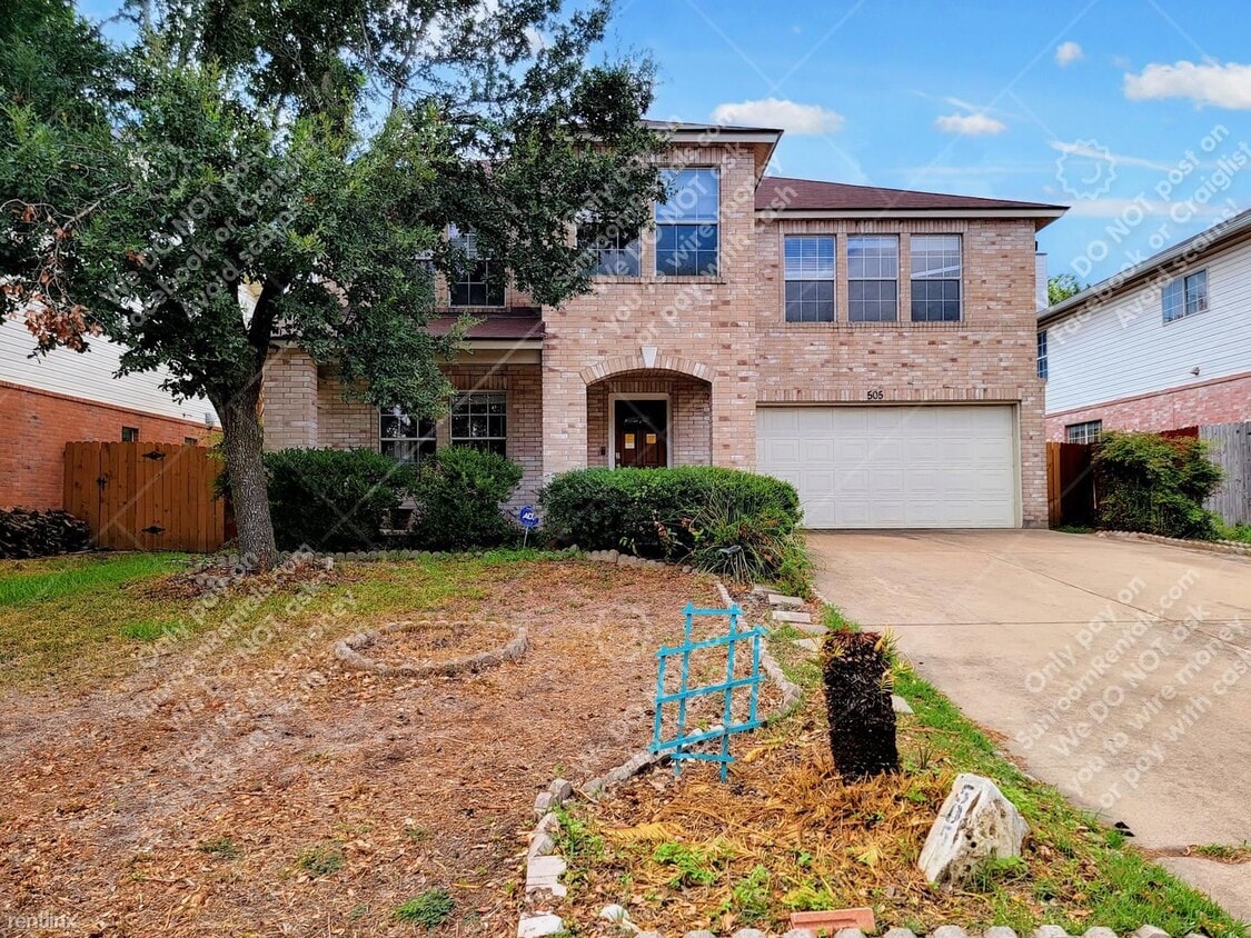 Foto principal - 4 br, 2.5 bath House - 505 Catumet Dr