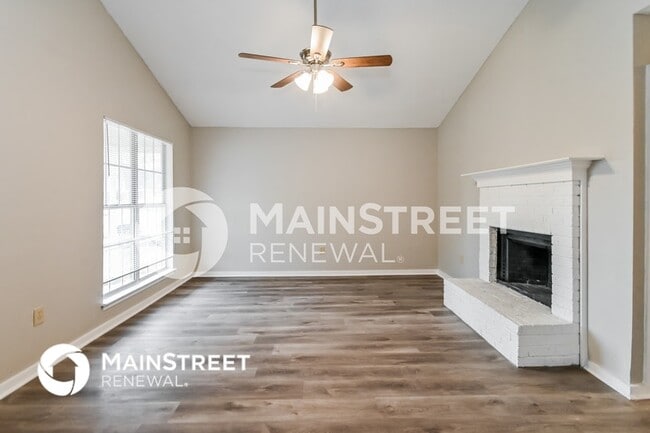 Foto del edificio - 6571 Kristen Dr