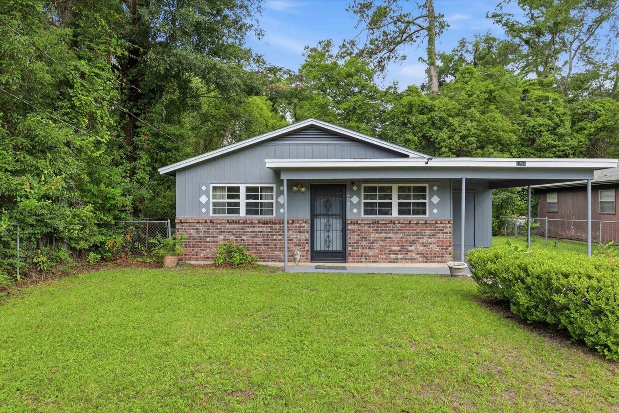 Photo - 2724 Lake Henrietta St (Tallahassee, FL)